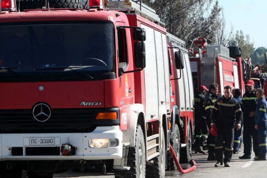 Πυρκαγιά σε θαμνώδη έκταση στην Αλιστράτη Σερρών
