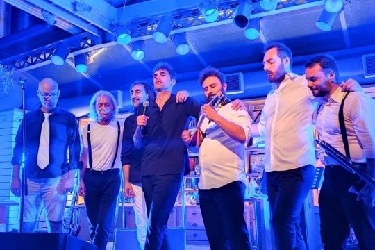 «Στις συναυλίες των Polkar το γλέντι ουσιαστικά φτιάχνεται από το κοινό»