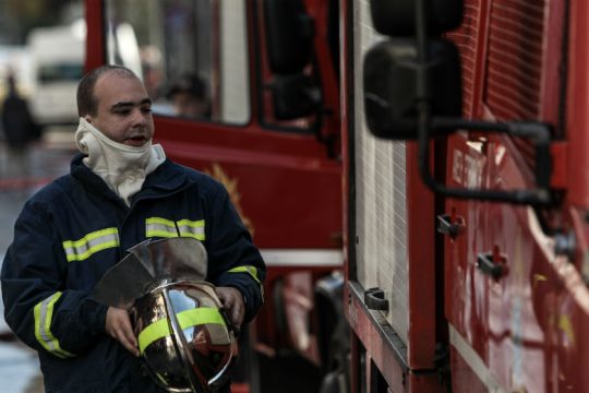 Nεκρή γυναίκα 45 ετών από φωτιά σε διαμέρισμα του Άγ. Δημητρτίου