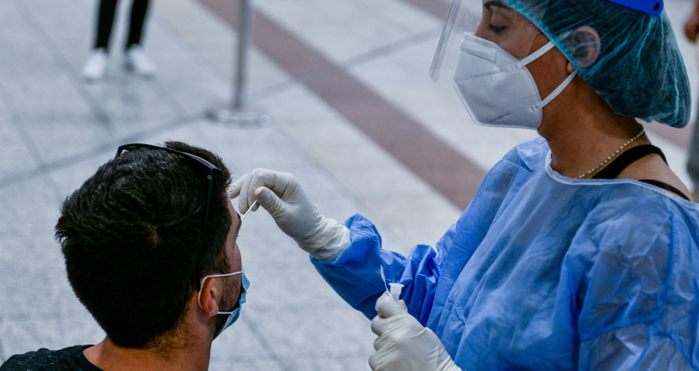 Πού γίνονται δωρεάν rapid test σήμερα Κυριακή