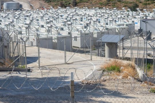 Γιατροί Χωρίς Σύνορα: Δυστοπικός εφιάλτης η νέα δομή στη Σάμο