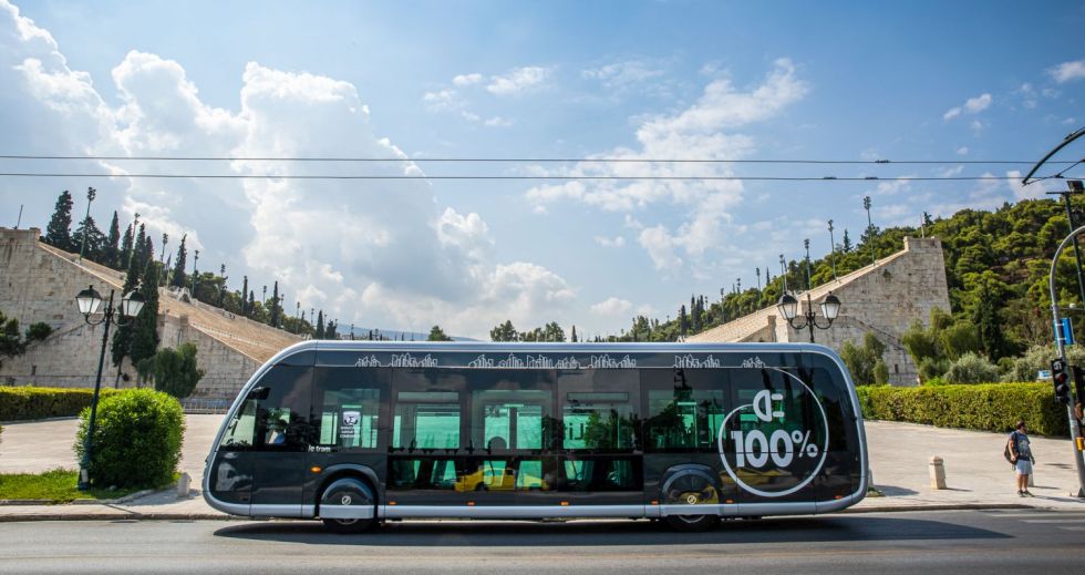 Το Ηλεκτρικό Λεωφορείο Irizar ie tram του Ομίλου Επιχειρήσεων Σαρακάκη στην ΔΕΘ 2021
