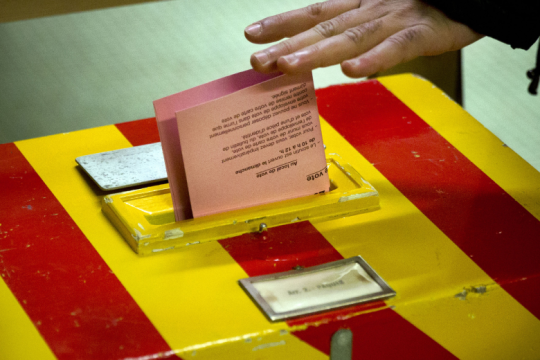Υπέρ των γάμων ομοφυλοφίλων οι Ελβετοί