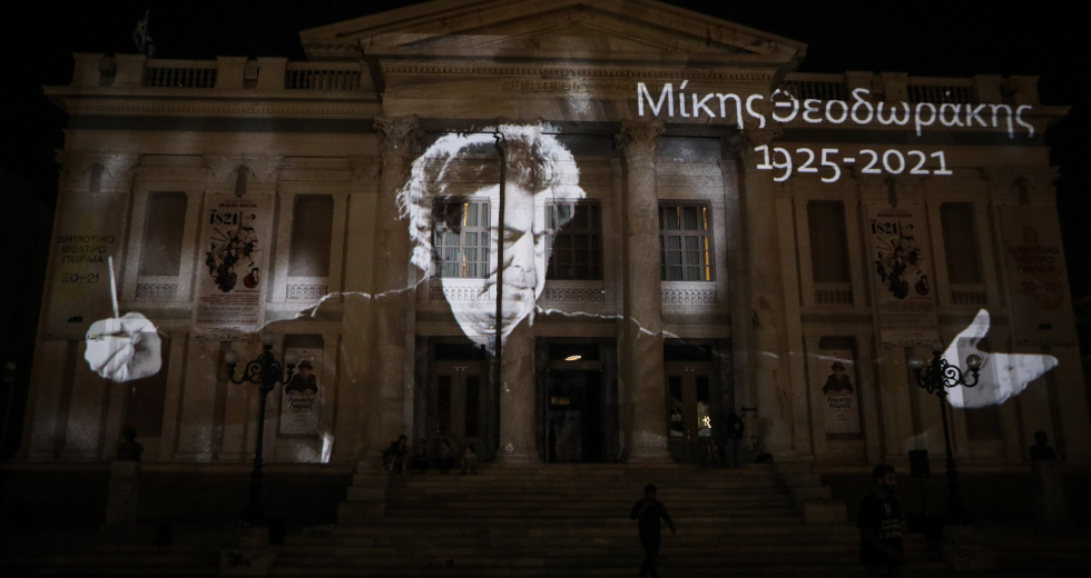 Νικώ τον χρόνο και τον θάνατο…