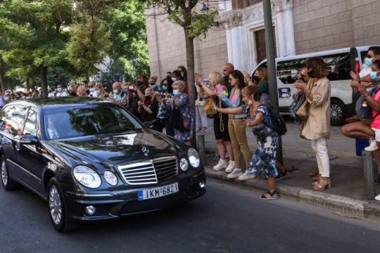 Η τελευταία επιθυμία του Μ. Θεοδωράκη
