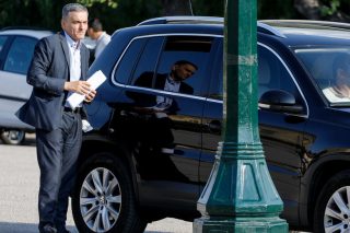 «Μας κυβερνά μια ελίτ ανίδεων…»