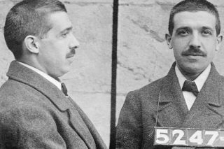 Ο Πόνζι και η Θάτσερ σκότωσαν τον κινέζικο δράκο