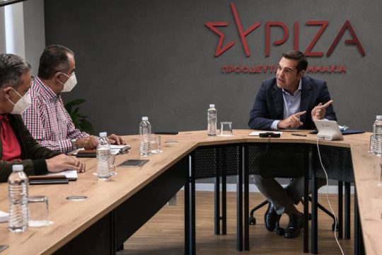 Τσίπρας: Ο κ. Μητσοτάκης εκχωρεί τη ΔΕΗ