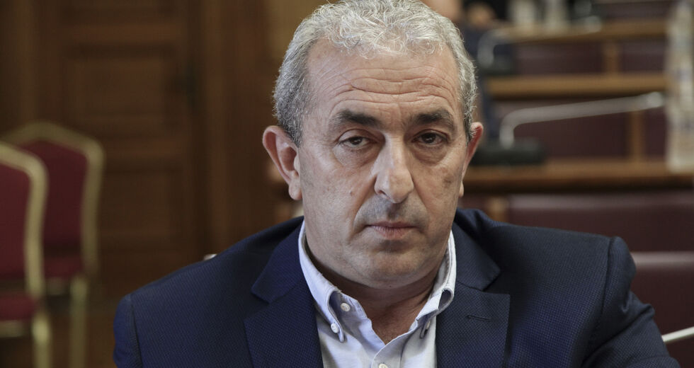 Σχολεία εκτεθειμένα στην πανδημία, παιδεία εκτεθειμένη στις πολιτικές της Ν.Δ.