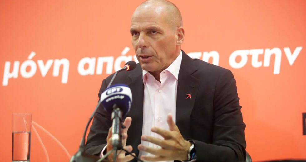 Τρίτη δόση για τον Γιάνη Βαρουφάκη και μήνυμα αντίστασης στην ολιγαρχία