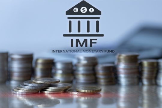 ΔΝΤ: Προβλέπει ανάπτυξη 6,5% για το 2021 και 4,6% για το 2022