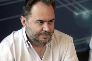 Γαλάζιες υποσχέσεις για επαναφορά δώρων
