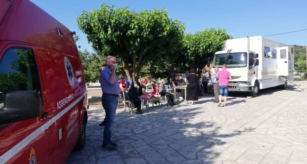 Μονάδες σε απομακρυσμένα χωριά με στόχο την αύξηση εμβολιασμών
