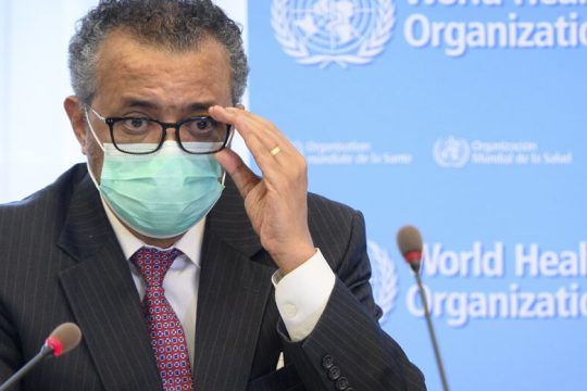 Ο κορονοϊός έχει σκοτώσει περισσότερους από 180.000 υγειονομικούς παγκοσμίως