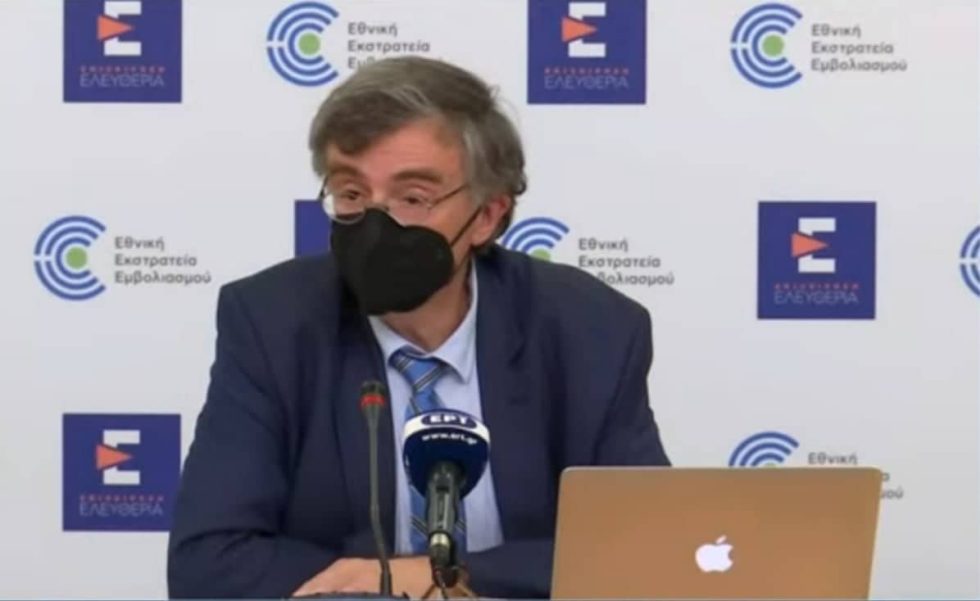 Μελέτη που δείχνει την αποτελεσματικότητα των εμβολίων στην Ελλάδα παρουσίασε ο Σ. Τσιόδρας
