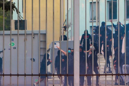 Ανασύρουν και πάλι τη θεωρία των δύο άκρων για τη Θεσσαλονίκη