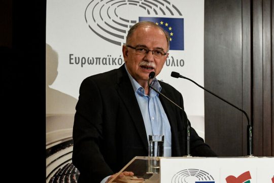Στην κορυφαία δεκάδα των ευρωβουλευτών με τη μεγαλύτερη επιρροή ο Δ. Παπαδημούλης