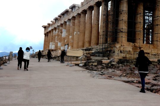 Μεθοδεύεται η διάλυση της Υπηρεσίας Συντήρησης Μνημείων Ακρόπολης;