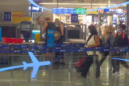Στα ξένα, ενάμιση χρόνο μετά…