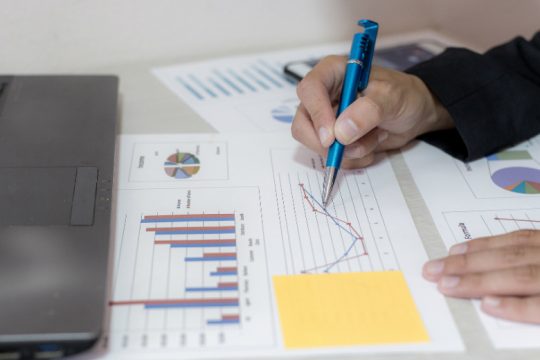 Δημοσιονομικό Συμβούλιο: Ανεβαίνει ο πήχης ανάπτυξης στο προσχέδιο του προϋπολογισμού