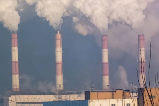Διεθνής Οργανισμός Ενέργειας: Υπερβολικά αργή και λίγη η μετάβαση στην πράσινη ενέργεια