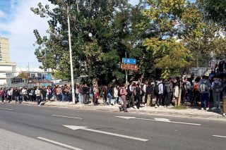Το θέατρο του παραλόγου στη Θεσσαλονίκη