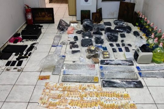 Εξαρθρώθηκε κύκλωμα αρχαιοκαπηλίας που δρούσε στην Επίδαυρο