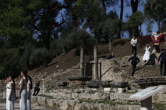 Η αφή της Ολυμπιακής Φλόγας και ο ακτιβισμός