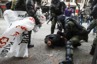 Περί κράτους δικαίου και κυρώσεων