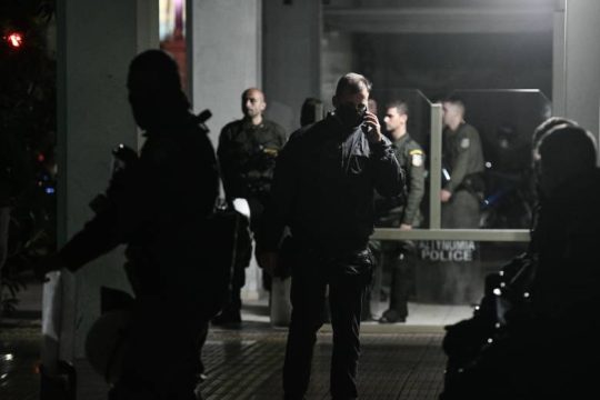 Την Τετάρτη στον ανακριτή οι επτά αστυνομικοί για την αιματηρή καταδίωξη στο Πέραμα