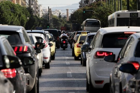 «Ραβασάκια» ΑΑΔΕ για απλήρωτα τέλη κυκλοφορίας του 2016