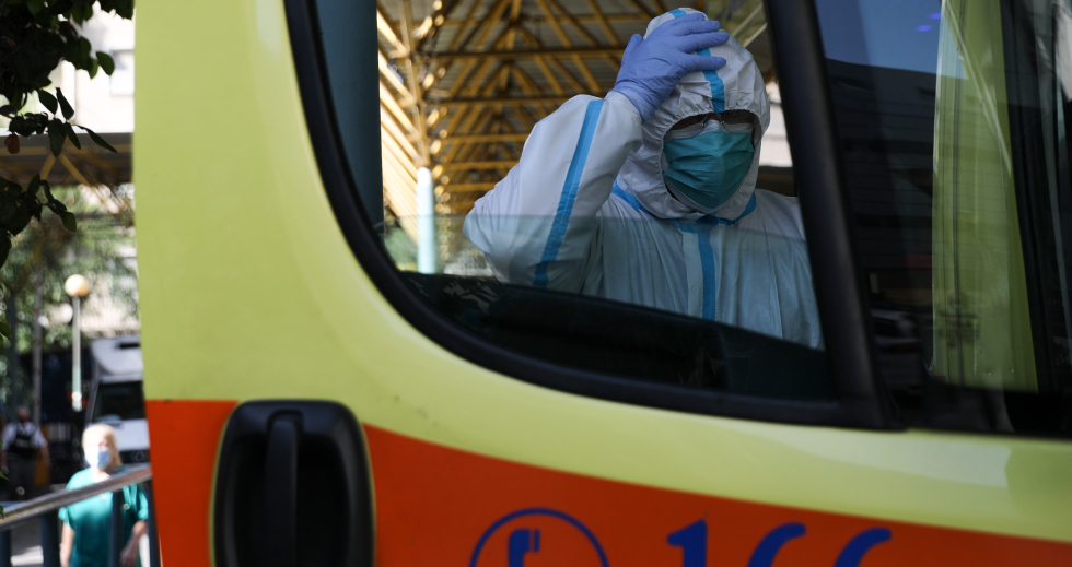 ΕΟΔΥ: 43 θάνατοι από κορονοϊό μέσα σε ένα 24ωρο