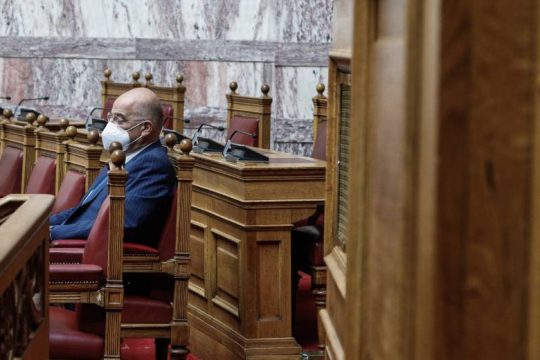 Υπερψηφίστηκε στην επιτροπή η συμφωνία για τις φρεγάτες – Αλλαγή δύο σημείων ζητά ο ΣΥΡΙΖΑ