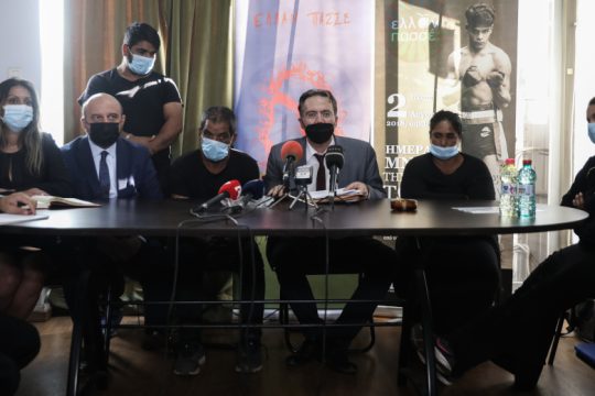 Διαθεσιμότητα για τους επτά αστυνομικούς ζητά η οικογένεια του 18χρονου Νίκου