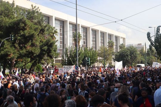 Πλημμύρισαν οι δρόμοι από οργή για την αντι-μεταρρύθμιση της Ν. Κεραμέως