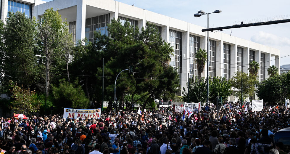 Ποινικοποιούν τους αγώνες
