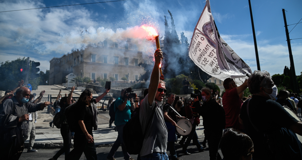 Γονείς προς εκπαιδευτικούς: «Δάσκαλε σ’ ευχαριστούμε!»