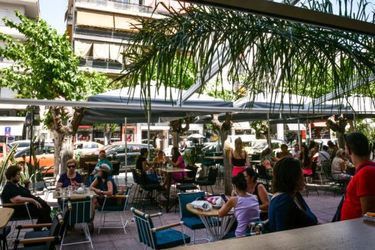 «Ελευθέρας» από σήμερα για τους εμβολιασμένους παρά τις ενστάσεις
