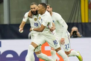 Οταν μιλάει το… τόπι