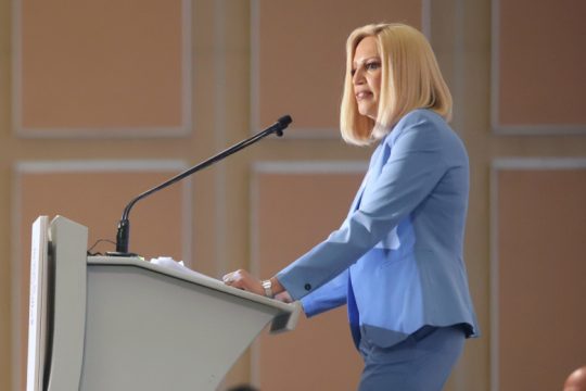 Νέα περιπέτεια υγείας για τη Φ. Γεννηματά-Αποχωρεί από την κούρσα για την προεδρία