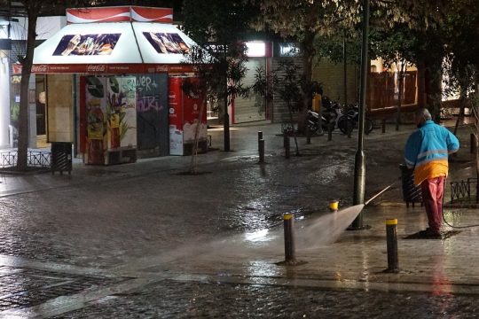 Ποιος τη ζωή μου…