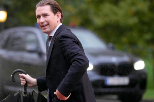 Κουρτς: Το «χρυσό παιδί» της ευρωπαϊκής ακροδεξιάς και η δεύτερη πτώση
