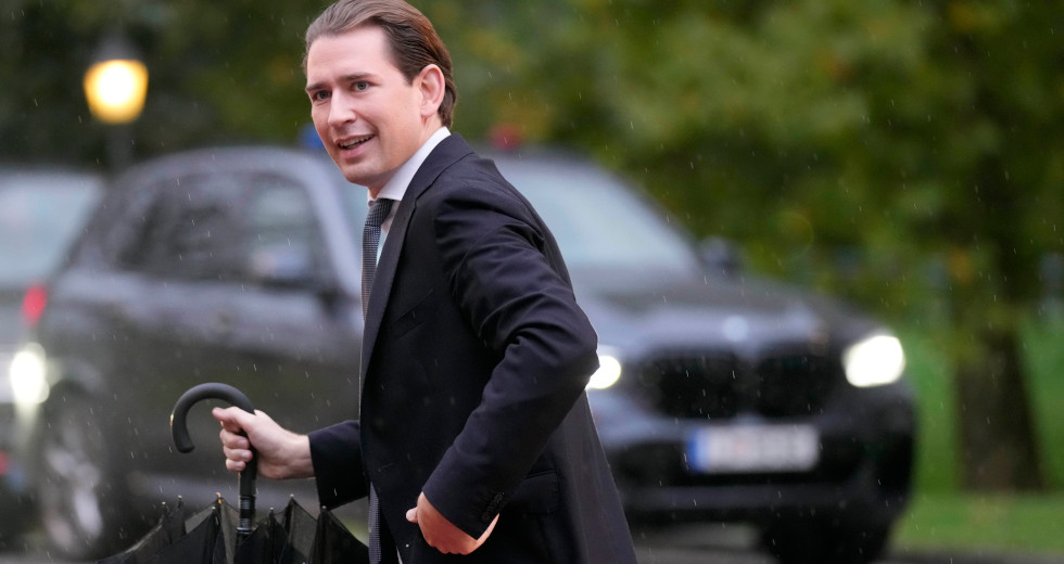 Κουρτς: Το «χρυσό παιδί» της ευρωπαϊκής ακροδεξιάς και η δεύτερη πτώση