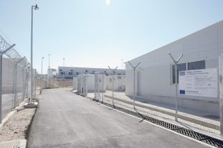«Ρεαλιστικό» σενάριο για κλάματα