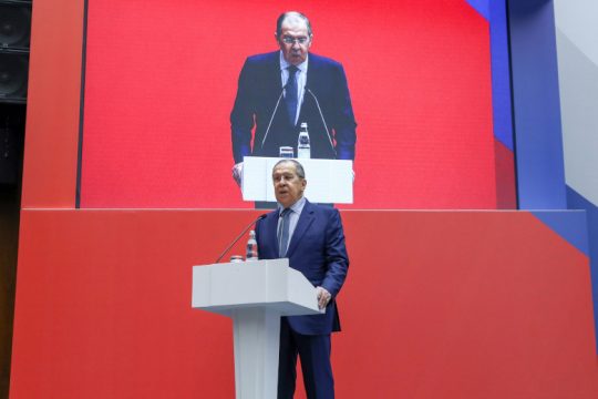 Η Ρωσία αποσύρει τη μόνιμη αντιπροσωπεία της στο NATO