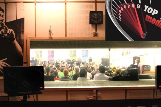 Μόνο με Μάνο Χατζιδάκι σήμερα το Δεύτερο Πρόγραμμα