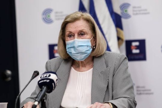 Οι συστάσεις της επιτροπής για τον εμβολιασμό κατά του κορονοϊού και της γρίπης