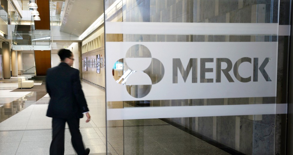 Πειραματικό χάπι της Merck μειώνει δραστικά τις σοβαρές παρενέργειες της Covid-19