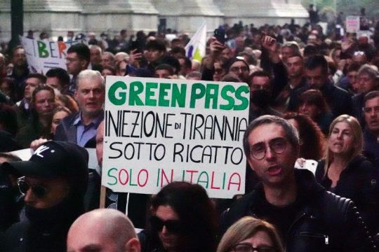 Εισαγγελική έρευνα εις βάρος νεοφασιστών διαδηλωτών μετά από πορεία στο Μιλάνο