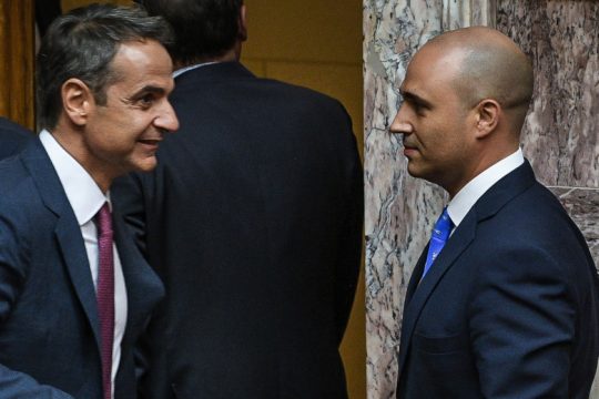 Politico: Ξύλο και ναζί στους δρόμους αλλά ο Μητσοτάκης κάνει τα στραβά μάτια